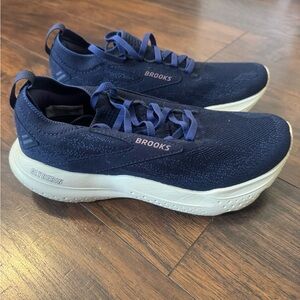Brooks Navy and White Women's Running Sneakers